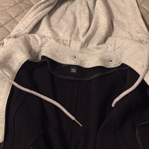 Lovely sweater/jacket - Picture 5 of 5